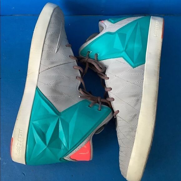 Nike LeBron 11 XI Lifestyle 'Wolf Grey' Green Pink Mens 11 616766-002 - Picture 4 of 8